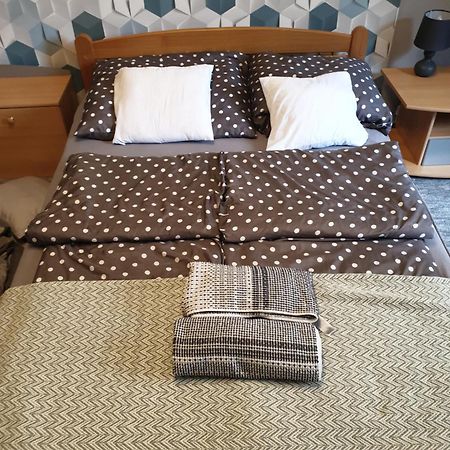 Dora Apartman Best Location & Free Parking Debreczyn Zewnętrze zdjęcie